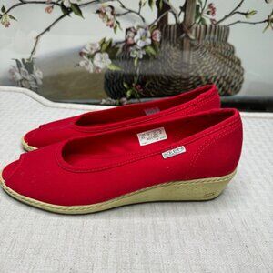 Keen Womens Red Canvas Peep Toe Wedge Shoes Size 8 US
